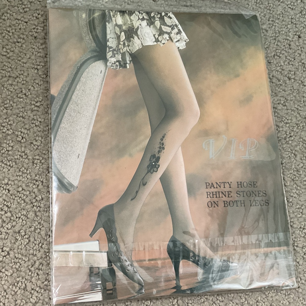 Vintage VIP Fashion Panty Hose in Soft Beige One Size Fits all